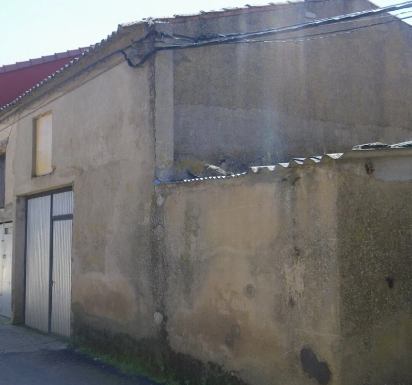 Casa en el centro de Carbajales de Alba