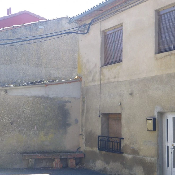 Casa en el centro de Carbajales de Alba